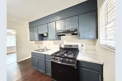 6496 Raymond Drive, Union City, GA 30291 - Photo 9