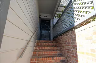 1180 Weatherstone Dr NE, Atlanta, GA 30324 - Photo 3