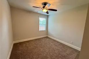 7381 Parkland Bend, Fairburn, GA 30213 - Photo 17