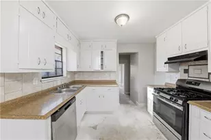 1038 River Bend Ct, Riverdale, GA 30296 - Photo 9