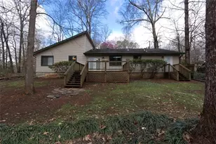 765 Oxford Hall Dr, Lawrenceville, GA 30044 - Photo 3