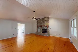 1042 Mission Rd SW, Cartersville, GA 30120 - Photo 7