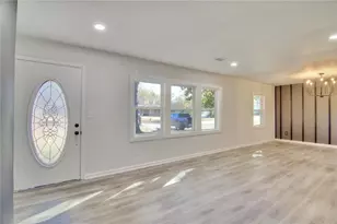 1215 Sheppard Pl, Stone Mountain, GA 30083 - Photo 3