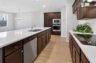 1127 Lucan Ln, Lawrenceville, GA 30043 - Photo 11