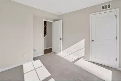 1127 Lucan Ln, Lawrenceville, GA 30043 - Photo 29