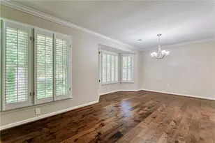 1 Plantation Dr NE, Atlanta, GA 30324 - Photo 9