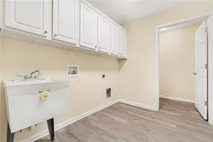 102 Cascade Park Dr, Atlanta, GA 30331 - Photo 29