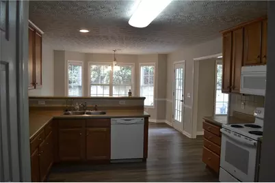 3040 Battlement Circle, Loganville, GA 30052 - Photo 11