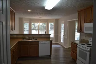 3040 Battlement Circle, Loganville, GA 30052 - Photo 11