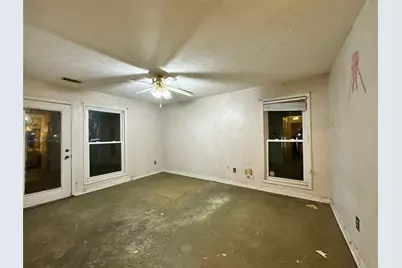 1001 Lake Pointe Circle, Roswell, GA 30075 - Photo 11