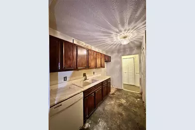 1001 Lake Pointe Circle, Roswell, GA 30075 - Photo 7