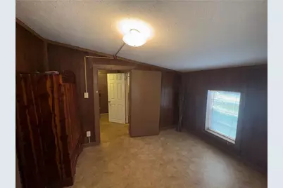 228 Rose Avenue, Woodbury, GA 30293 - Photo 5