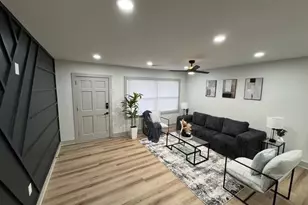 2131 Holly Hill Dr, Decatur, GA 30032 - Photo 9