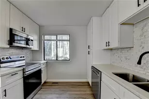 3357 Oak Dr, Snellville, GA 30078 - Photo 19