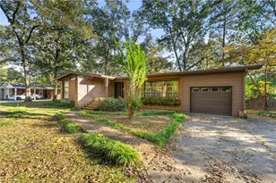 3013 Garden Lakes Blvd NW, Rome, GA 30165 - Photo 3