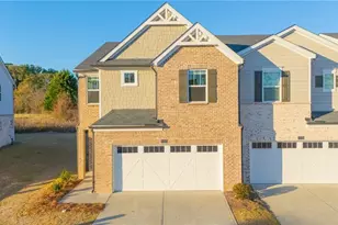 1060 Sunny Lk Dr, Lawrenceville, GA 30043 - Photo 1