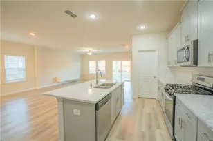 1060 Sunny Lk Dr, Lawrenceville, GA 30043 - Photo 5