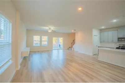 1060 Sunny Lake Drive, Lawrenceville, GA 30043 - Photo 9