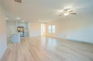 1060 Sunny Lk Dr, Lawrenceville, GA 30043 - Photo 7