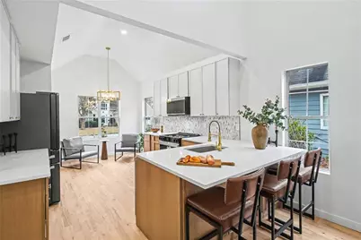 2768 Royal Bluff, Decatur, GA 30030 - Photo 19