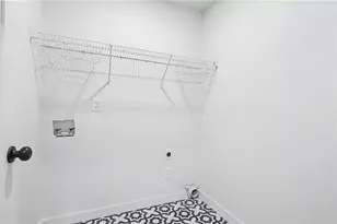 2768 Royal Bluff, Decatur, GA 30030 - Photo 9