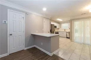 745 Crestwell Circle SW, Atlanta, GA 30331 - Photo 5