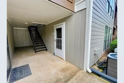 320 Park Ridge Circle, Marietta, GA 30068 - Photo 3