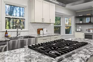 1106 Aurora Ct, Dunwoody, GA 30338 - Photo 15