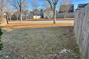 2723 Morgan Glen Rd, Buford, GA 30519 - Photo 23