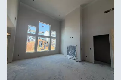 728 Crystal Lake Parkway, Hoschton, GA 30548 - Photo 3