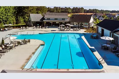 728 Crystal Lake Parkway, Hoschton, GA 30548 - Photo 9