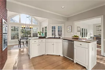 210 Tynebrae Place, Roswell, GA 30075 - Photo 7