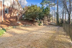 210 Tynebrae Pl, Roswell, GA 30075 - Photo 49