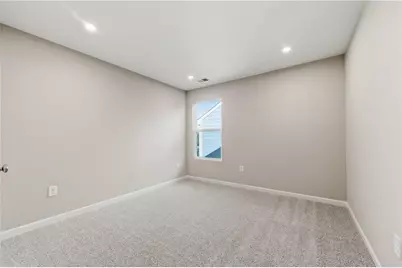 556 Crystal Lake Parkway, Hoschton, GA 30548 - Photo 25