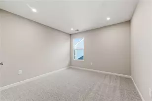 556 Crystal Lk Pkwy, Hoschton, GA 30548 - Photo 25