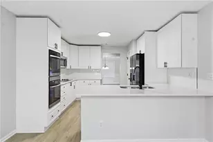 2110 Meadow View Ct, Grayson, GA 30017 - Photo 21