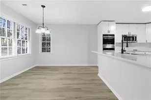 2110 Meadow View Ct, Grayson, GA 30017 - Photo 17