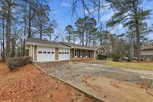 8139 Lake View Terrace, Riverdale, GA 30274 - Photo 3