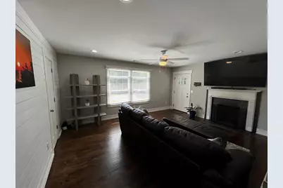 1611 Wellswood Drive SE, Atlanta, GA 30315 - Photo 5