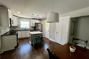 1611 Wellswood Dr SE, Atlanta, GA 30315 - Photo 9