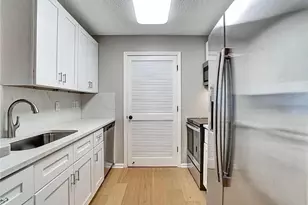 214 Granville Ct, Sandy Springs, GA 30328 - Photo 1