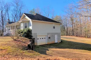 363 Goose Creek Ln, Clarkesville, GA 30523 - Photo 3