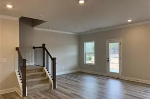 3517 Iron Hearth Bnd, Snellville, GA 30039 - Photo 9