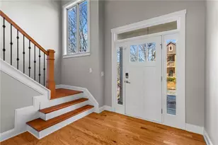 2043 Village Crest Dr NW, Atlanta, GA 30318 - Photo 9