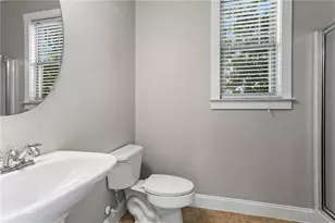 2043 Village Crest Dr NW, Atlanta, GA 30318 - Photo 15