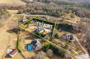 6078 Green Tree Ln, Gainesville, GA 30506 - Photo 3