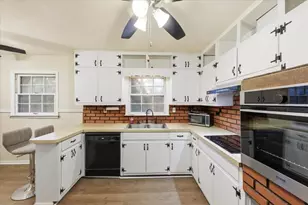 8435 Campbellton Fairburn, Fairburn, GA 30213 - Photo 3