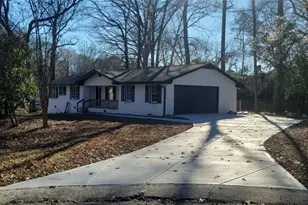 841 Woods Ct, Lawrenceville, GA 30044 - Photo 1