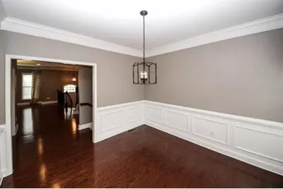 1004 E Paces Chase NE, Atlanta, GA 30326 - Photo 15