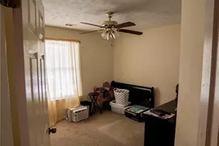 493 E Lake Dr, Riverdale, GA 30274 - Photo 27